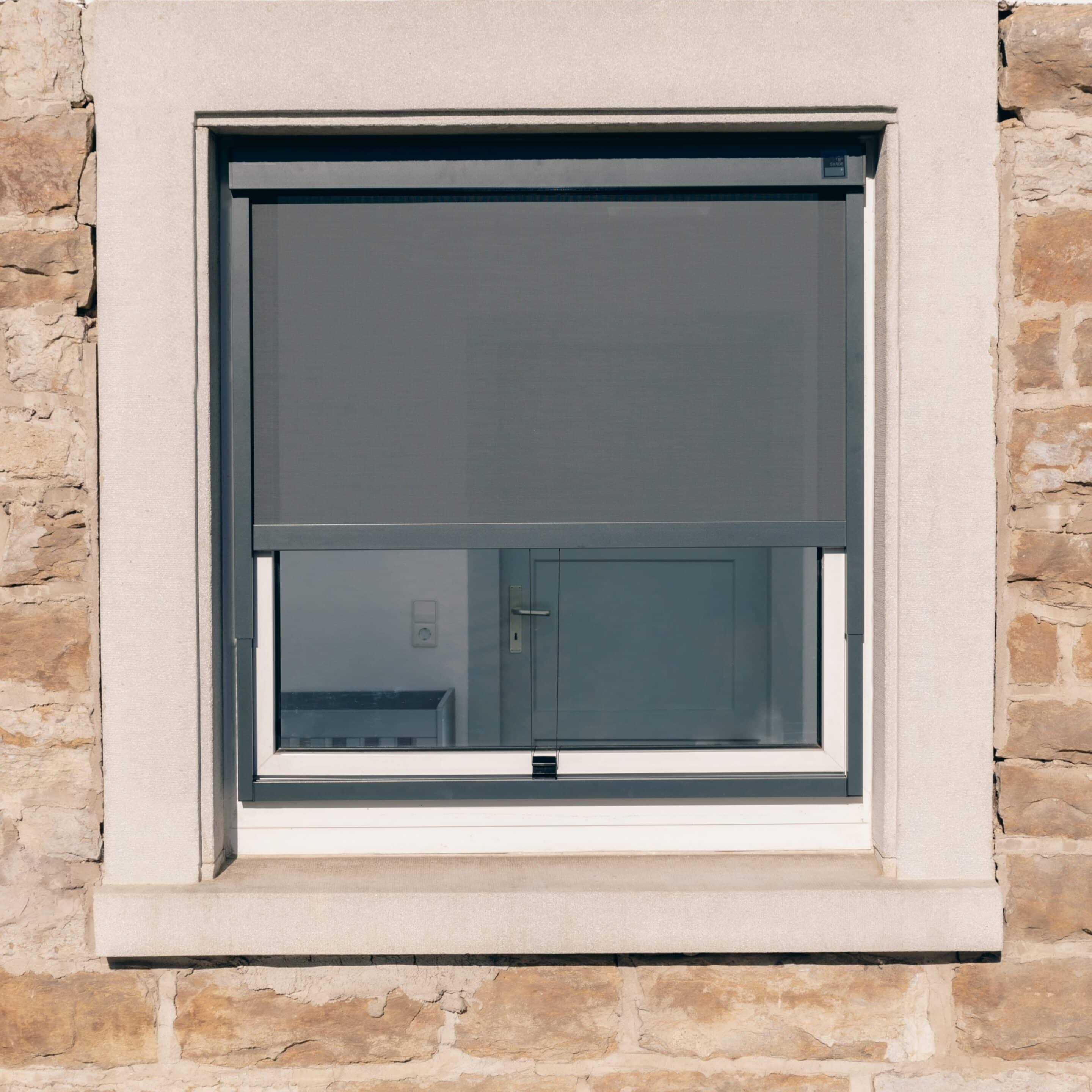 Store extérieur CLIP`N`SHADE